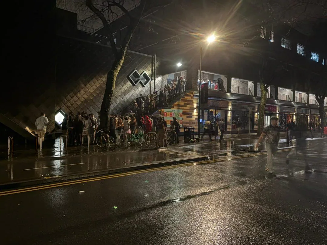 Image accompanying “YOLO EVACUATED after student DELIBERATELY sets off alarm”