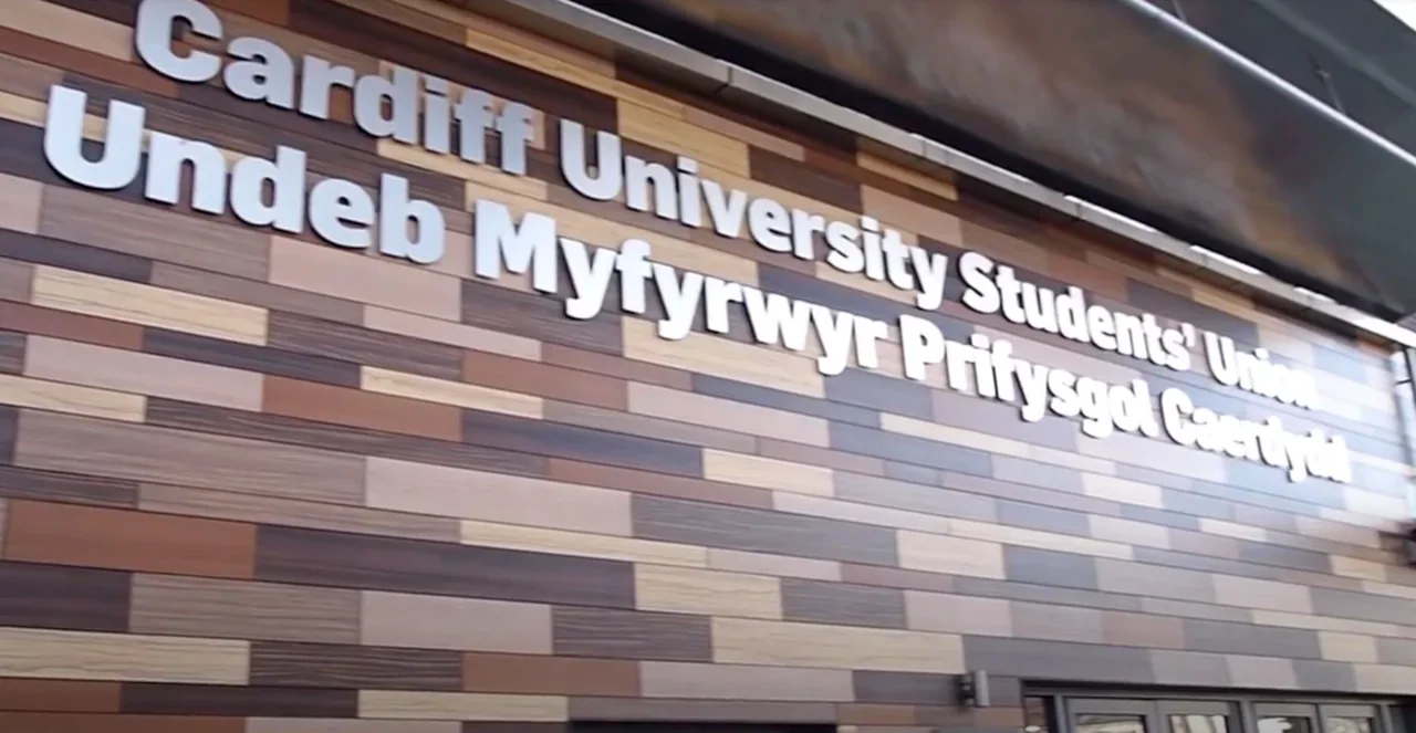 Cardiff University Students' Union Sign as seen from the back entrance