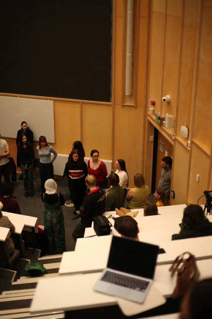 Image accompanying “VP candidates scramble for visibility at Gair Rhydd debate after SU cancels Q&A”